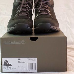 NIB Timberland Women’s Mt Maddsen Mid Leather Waterproof Hiking Boots - Size 10W